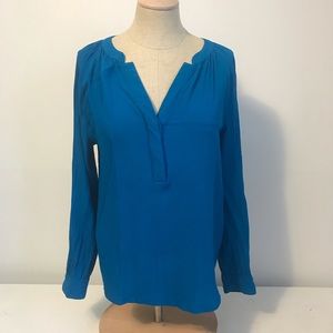 Banana republic turquoise blouse Sz small